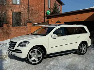 Mercedes-Benz GL 500