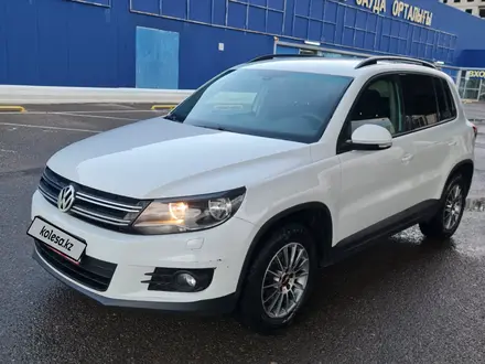 Volkswagen Tiguan 2016 года за 6 750 000 тг. в Астана – фото 3