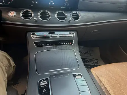 Mercedes-Benz E 300 2023 года за 26 350 000 тг. в Алматы – фото 12