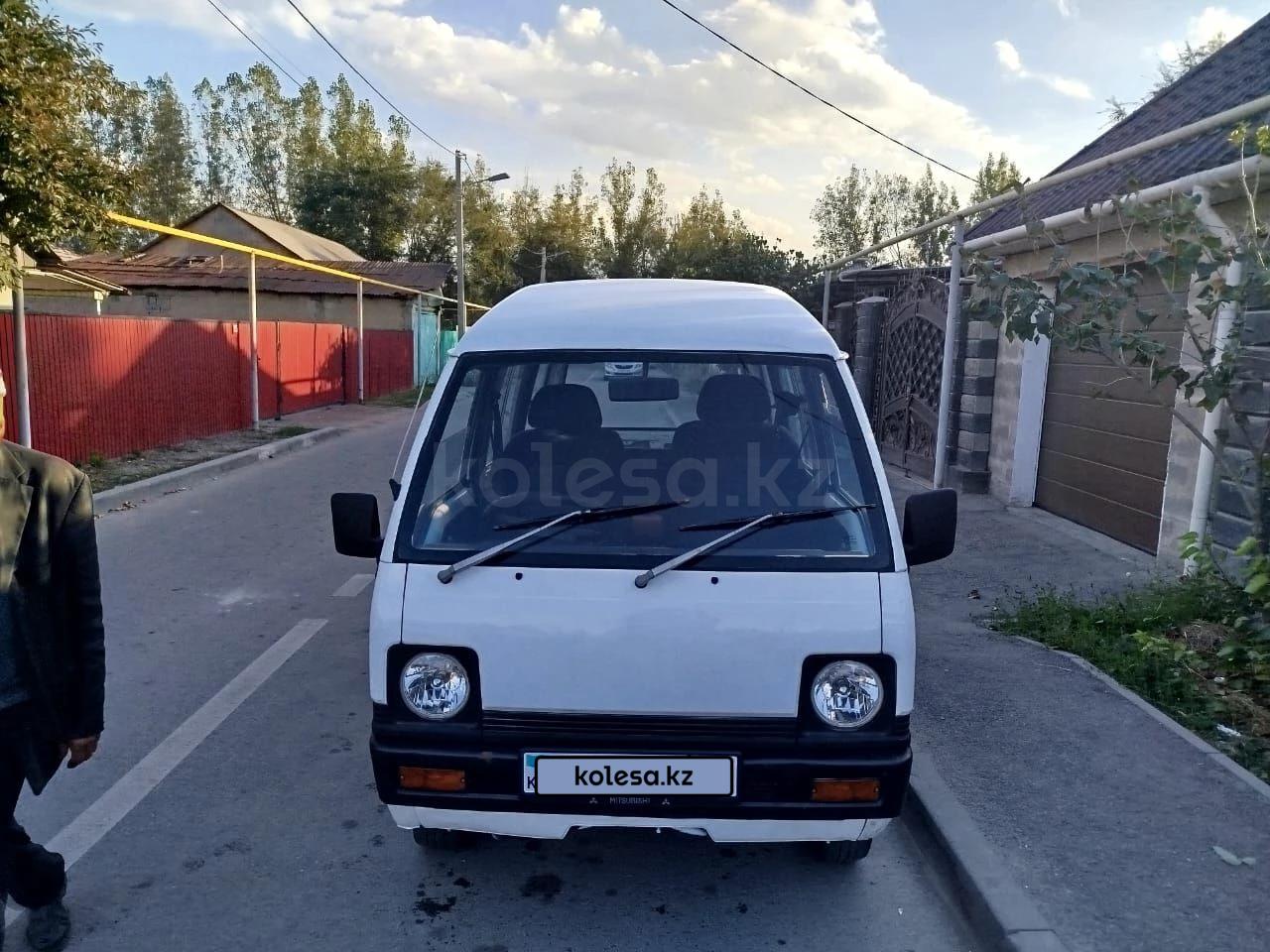 Mitsubishi Minicab MiEV 2011 г.