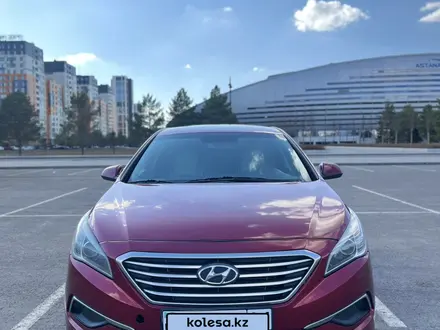 Hyundai Sonata 2015 года за 5 900 000 тг. в Астана