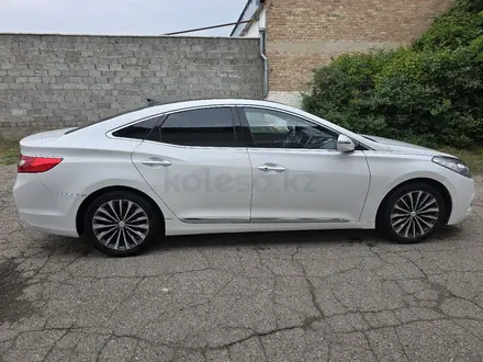 Hyundai Grandeur 2013 года за 8 000 000 тг. в Тараз – фото 8