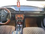 Mercedes-Benz E 280 1995 годаfor2 800 000 тг. в Атырау – фото 2