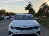 Kia K5 2018 года за 9 800 000 тг. в Шымкент – фото 2