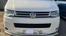 Volkswagen Caravelle 2013 года за 15 500 000 тг. в Костанай