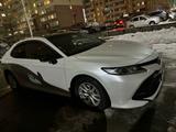 Toyota Camry 2019 годаfor11 500 000 тг. в Астана – фото 2