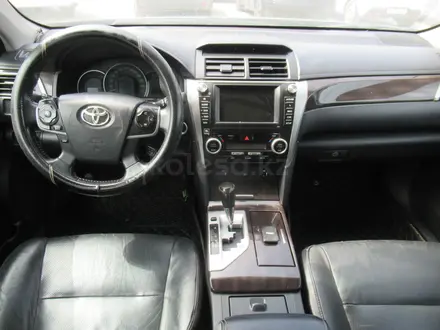 Toyota Camry 2012 года за 7 551 251 тг. в Актобе – фото 9