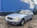 Mercedes-Benz S 320 1999 годаүшін2 600 000 тг. в Астана – фото 3