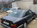 Mercedes-Benz E 200 1991 года за 1 700 000 тг. в Уральск