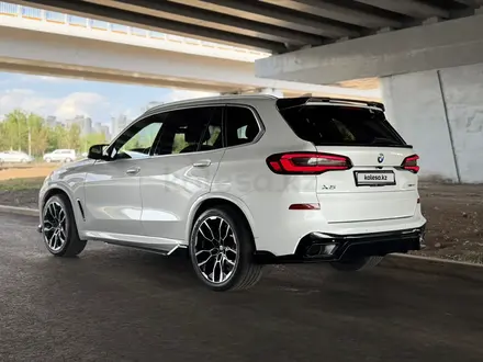 BMW X5 2022 года за 37 000 000 тг. в Астана – фото 3