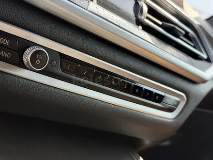 BMW X5 2022 года за 37 000 000 тг. в Астана – фото 15
