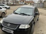 Volkswagen Passat 2002 годаүшін1 400 000 тг. в Уральск