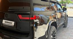 Toyota Land Cruiser 2024 года за 56 000 000 тг. в Актобе – фото 4