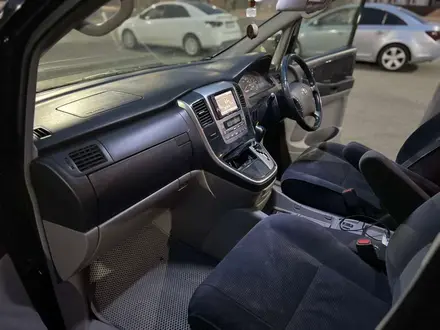 Toyota Alphard 2005 года за 4 000 000 тг. в Атырау – фото 4