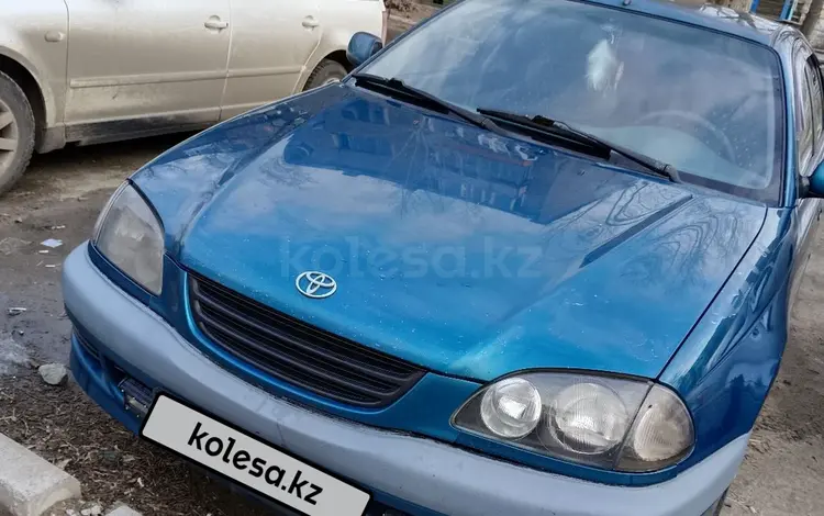 Toyota Avensis 1999 годаүшін2 800 000 тг. в Павлодар