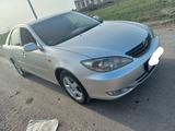 Toyota Camry 2002 года за 5 000 000 тг. в Тараз – фото 2