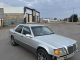 Mercedes-Benz E 280 1993 годаүшін2 200 000 тг. в Сатпаев – фото 3
