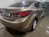 Hyundai Elantra 2015 года за 6 000 000 тг. в Астана – фото 3