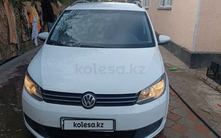 Volkswagen Touran 2014 года за 5 700 000 тг. в Астана