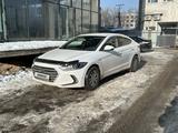 Hyundai Elantra 2018 годаүшін7 300 000 тг. в Алматы