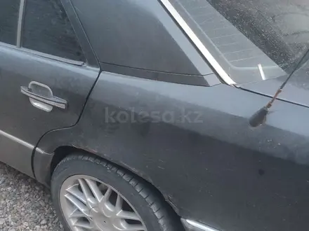 Mercedes-Benz E 230 1991 года за 800 000 тг. в Тараз – фото 3