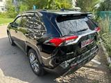 Toyota RAV4 2021 годаүшін18 600 000 тг. в Астана – фото 5