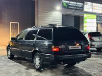 Volkswagen Passat 1993 годаүшін1 550 000 тг. в Астана