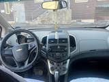 Chevrolet Aveo 2014 годаүшін4 200 000 тг. в Петропавловск – фото 2