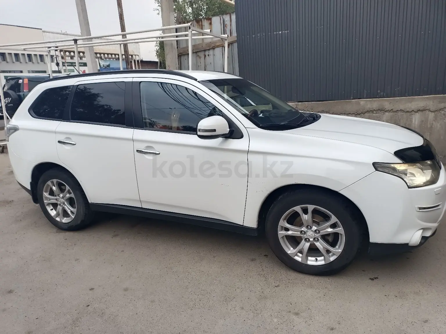 Mitsubishi Outlander, 2012