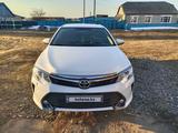 Toyota Camry 2015 года за 13 000 000 тг. в Костанай – фото 2