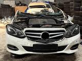 Морда в сборе Mercedes-Benz W212 (рестайлинг, LED) за 1 000 000 тг. в Туркестан