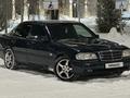 Mercedes-Benz C 200 1995 года за 2 150 000 тг. в Караганда – фото 4