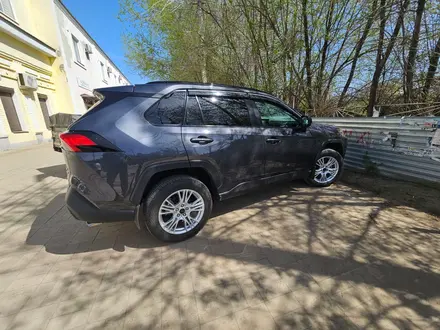 Toyota RAV4 2021 года за 16 600 000 тг. в Уральск – фото 5