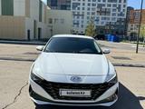 Hyundai Elantra 2022 года за 11 300 000 тг. в Астана – фото 3