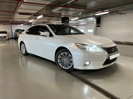 Lexus ES 250 2015 года за 14 500 000 тг. в Атырау – фото 2