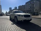 Infiniti FX35 2005 года за 4 500 000 тг. в Астана – фото 2