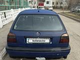 Volkswagen Golf 1993 годаүшін750 000 тг. в Усть-Каменогорск – фото 3