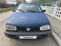 Volkswagen Golf 1993 годаүшін750 000 тг. в Усть-Каменогорск