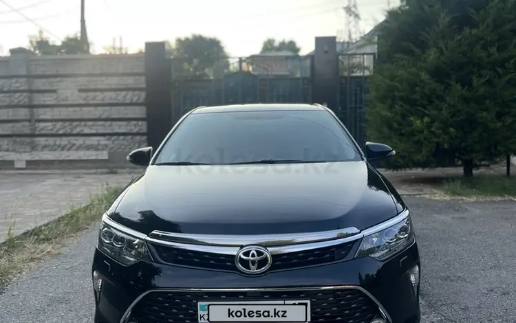 Toyota Camry 2017 годаfor12 700 000 тг. в Шымкент