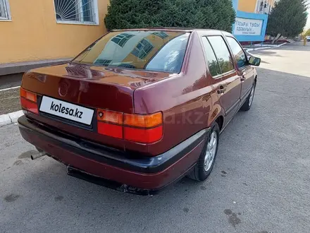 Volkswagen Vento 1994 года за 1 000 000 тг. в Тараз – фото 4