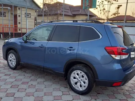 Subaru Forester 2019 года за 13 600 000 тг. в Шымкент – фото 5