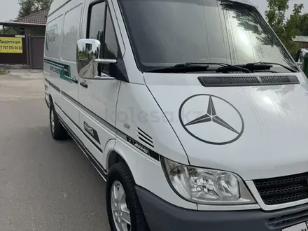 Mercedes-Benz Sprinter 2006 года за 8 500 000 тг. в Алматы – фото 22