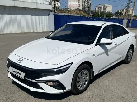 Hyundai Elantra 2025 года за 9 200 000 тг. в Уральск