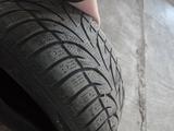 Резина Зимняя с шипами RoadX RX Frost WH12 265/65 R17 за 60 000 тг. в Кокшетау – фото 4