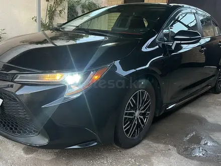 Toyota Corolla 2021 года за 10 300 000 тг. в Шымкент