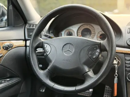 Mercedes-Benz E 55 AMG 2005 года за 15 000 000 тг. в Алматы – фото 15