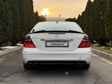 Mercedes-Benz E 55 AMG 2005 года за 15 000 000 тг. в Алматы – фото 19