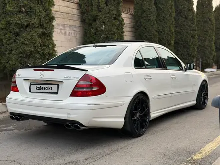 Mercedes-Benz E 55 AMG 2005 года за 15 000 000 тг. в Алматы – фото 22