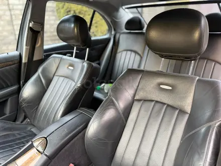 Mercedes-Benz E 55 AMG 2005 года за 15 000 000 тг. в Алматы – фото 23