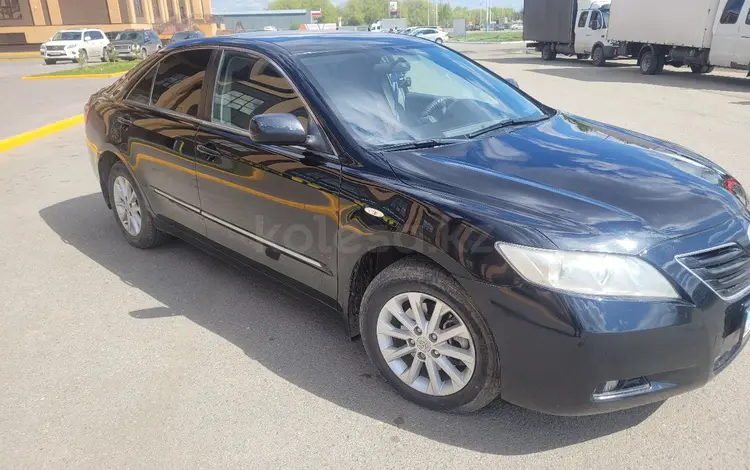 Toyota Camry 2008 года за 4 900 000 тг. в Актобе
